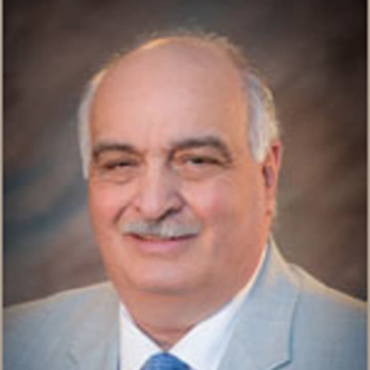 Dr. Michael Yazurlo