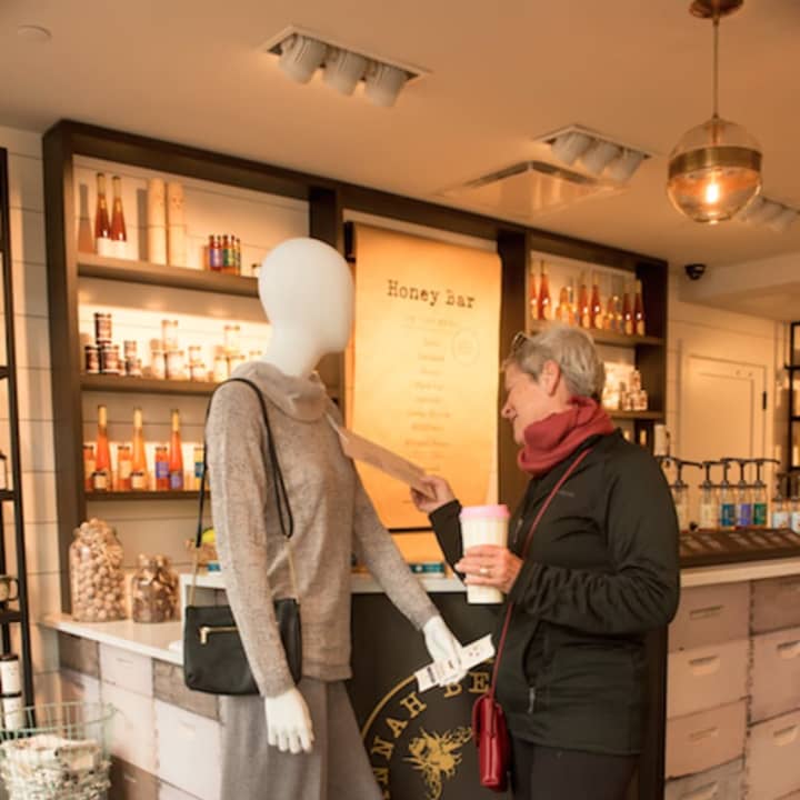 A new Westport boutique hopes strategically placed mannequins will draw new shoppers.