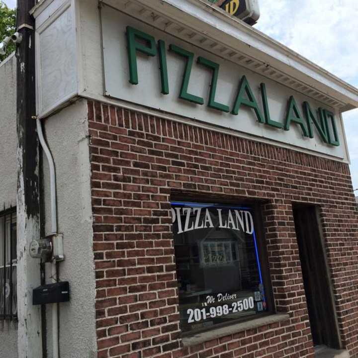 North Arlington s Pizza Land Still Capitalizing On The Sopranos