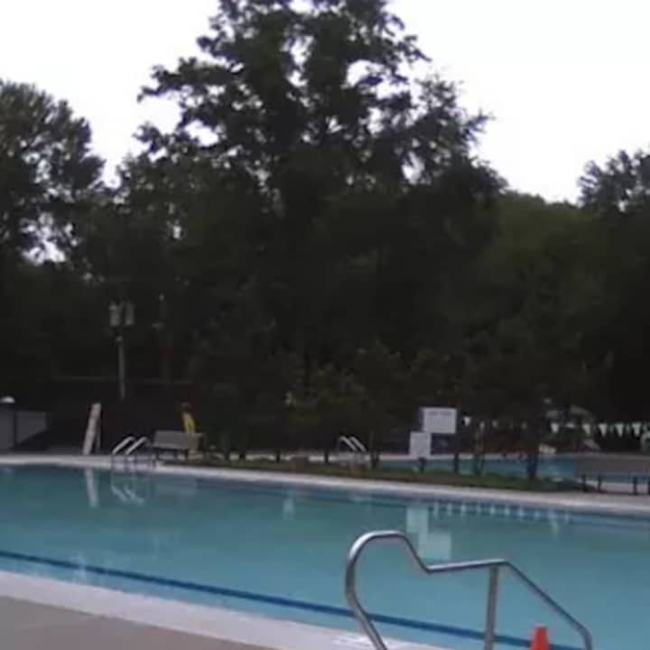 Pound Ridge is offering early bird rates for summer pool passes.