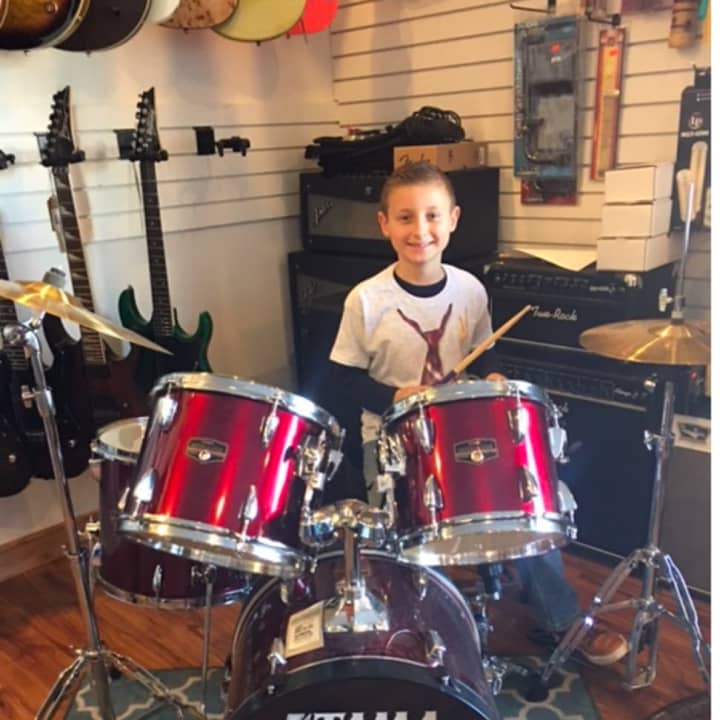 Chris Grant studies drums and he is doing some singing lessons to prepare him for the audition of &quot;School of Rock.&quot;