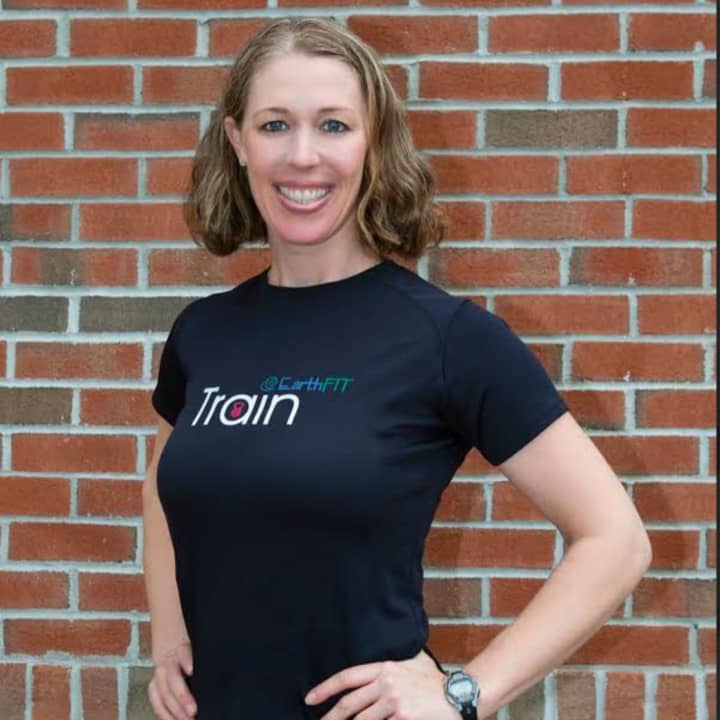 New Fairfield fitness trainer Seana Hart, owner of EarthFit and WholeFit