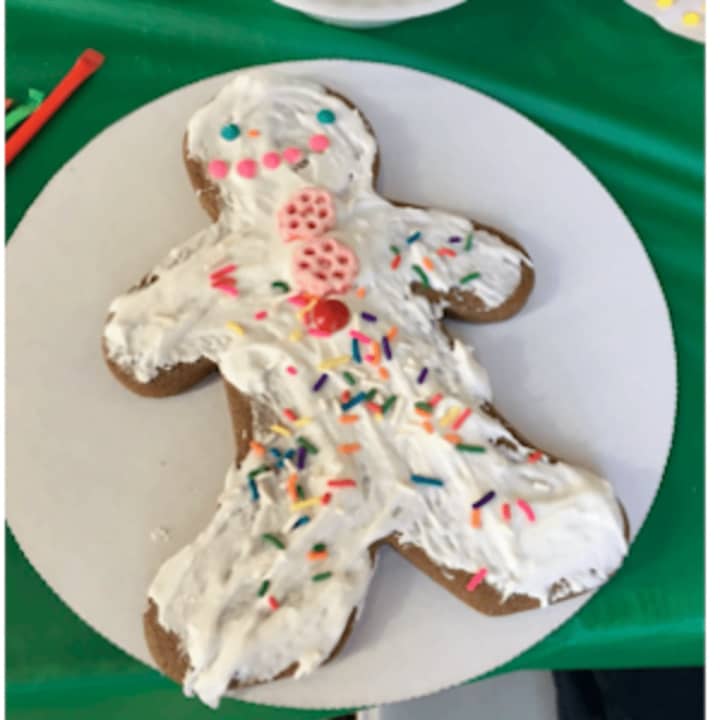 The Junior League of Greenwich helped 80 young members of the Boys &amp; Girls Club of Greenwich kick off the holiday season with  with a gingerbread cookie decorating party on Saturday morning, Nov. 12.