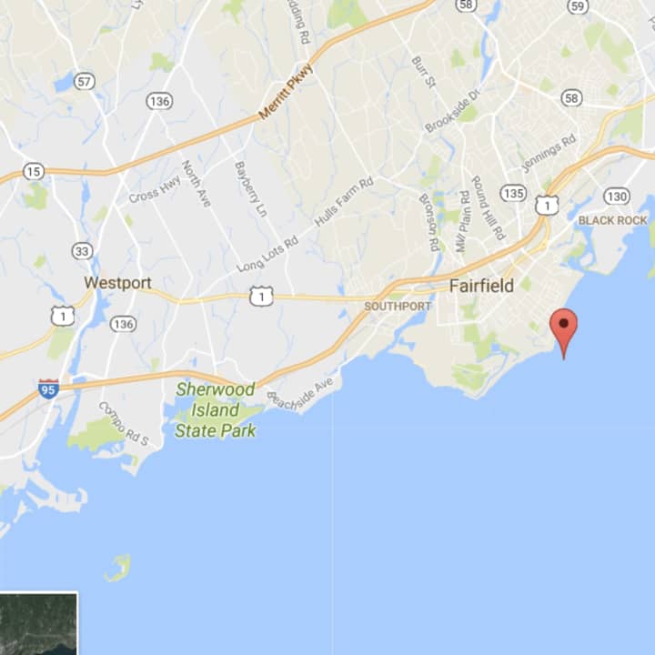Penfield Reef in Fairfield, Conn., on the Long Island Sound (indicated with the red indicator.