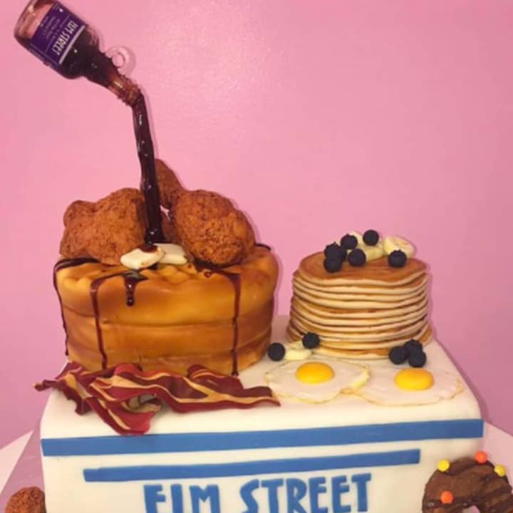 Elm Street Diner in Stamford celebrates 30 years of business.