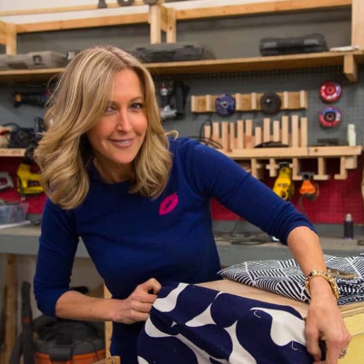 On Wednesday, Lara Spencer of Greenwich posted this photo to Instagram and captioned it: &quot;From @goodmorningamerica to @fleamarketflip_ in just one hour!! Who&#x27;s ready for a fabric project???&quot;