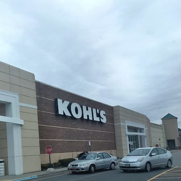 Kohl&#x27;s Plaza on Route 59 in Nanuet has been sold for more than $27 million.