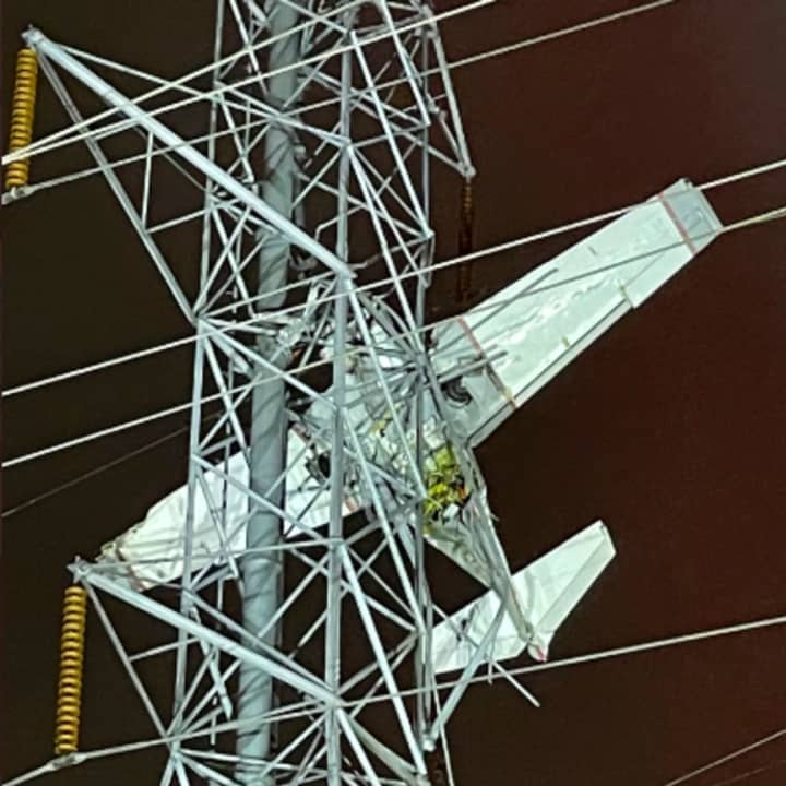 A small plane that took off from White Plains Airport crashed into a power tower in a section of Montgomery County on Sunday, Nov. 27.