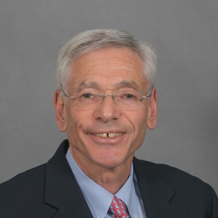 Dr. Martin Oster