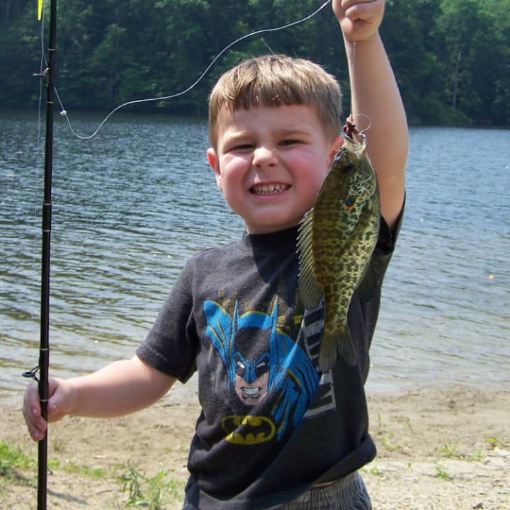 Leonard Park will host a Fishing Derby for kids on Saturday.