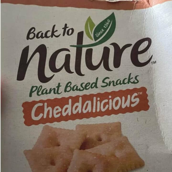 Back to Nature Cheddalicious cheese-flavored crackers.