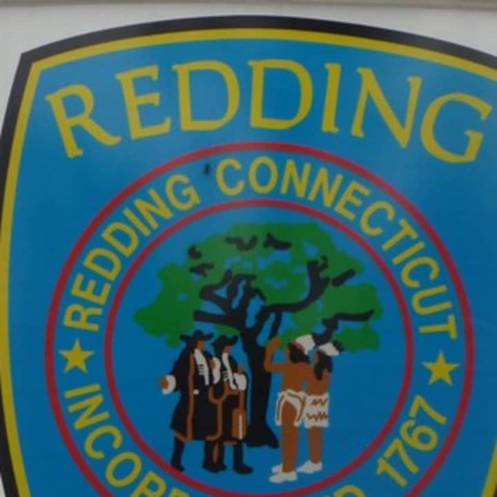 Redding residents will decide whether the Board of Selectmen or a new Police Commission should oversee the Redding Police Department in a referendum Monday.