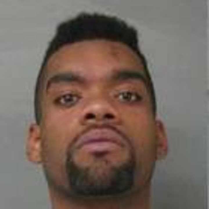 Michael Bouse, of Mount Vernon r was charged with assault.