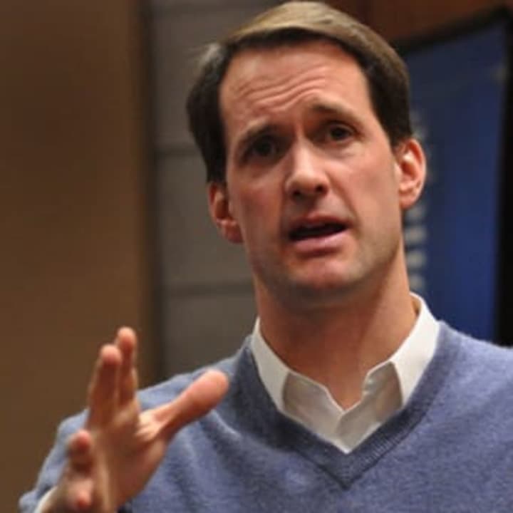 U.S. Rep. Jim Himes&#x27; town hall meeting will be on Sunday in the Darien Public Library.