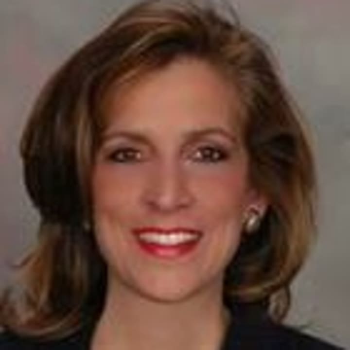 Kathryn Finelli has joined the Houlihan Lawrence brokerage in Bedford.