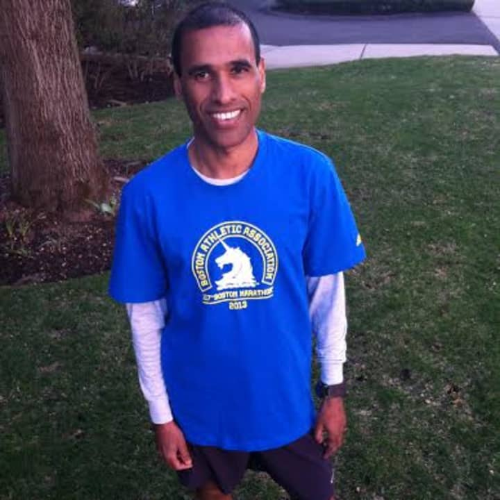 Stamford&#x27;s Gavaskar Manayath, 43, will compete in Monday&#x27;s Boston Marathon despite last year&#x27;s deadly bombing.
