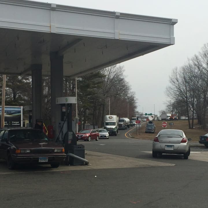 A Connecticut State Trooper reported seeing a man walk down the exit in Fairifled a the Cumberland Farms before giving chase. 