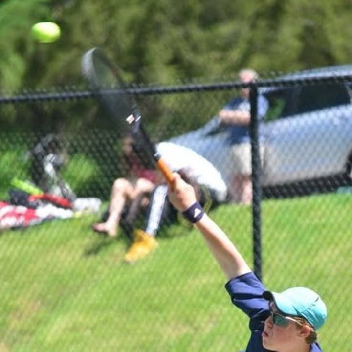 Harvey tennis player Alec Roslin, of Armonk, has been invited to compete in this weekend&#x27;s New England Prep School Invitational Tennis Tournament. 