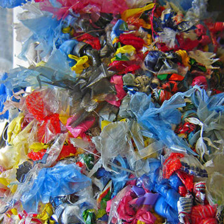 Ossining&#x27;s Down to Earth Market is phasing out the use of plastic bags at the market. 