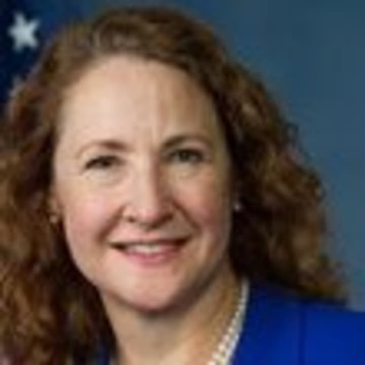 U.S. Rep. Elizabeth Esty has introduced the Child Nicotine Poisoning Prevention Act of 2014, requiring child-safety packaging on liquid nicotine containers. 