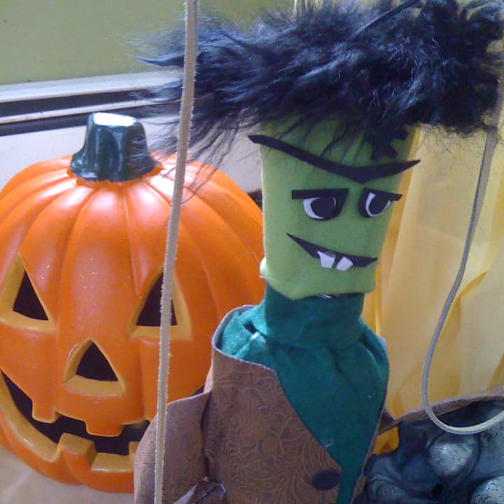 The Darien Arts Center is offering a crafty Halloween workshop on Oct. 25. 