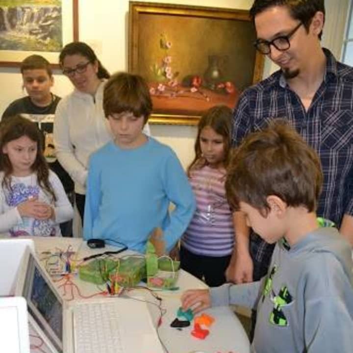 The Rye Arts Center is offering special workshops and demonstrations for the month of January.