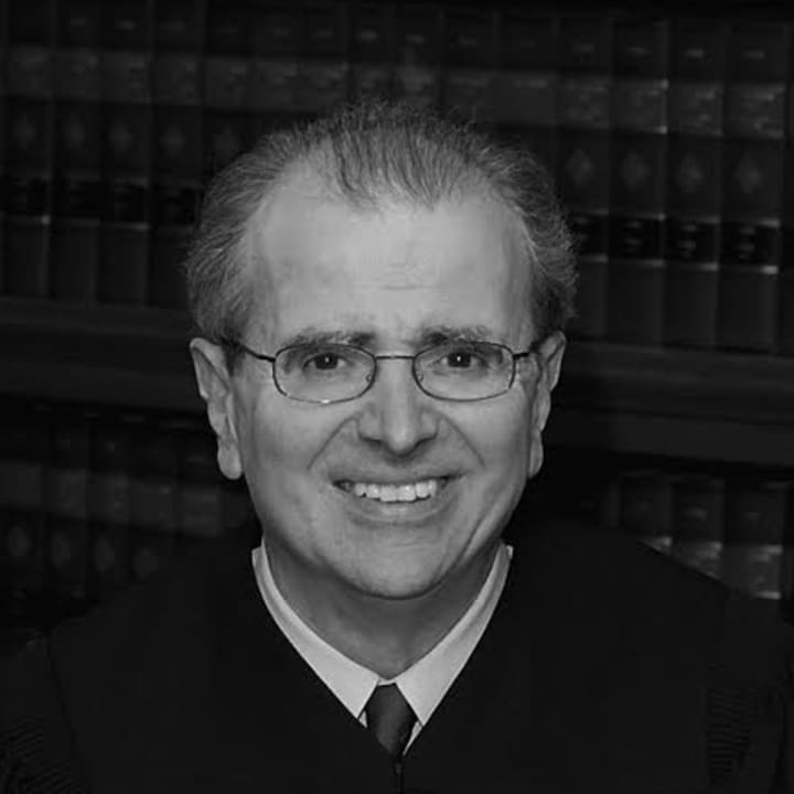Former New York Chief Judge Jonathan Lippman will speak to the League of Women Voters in Scarsdale.