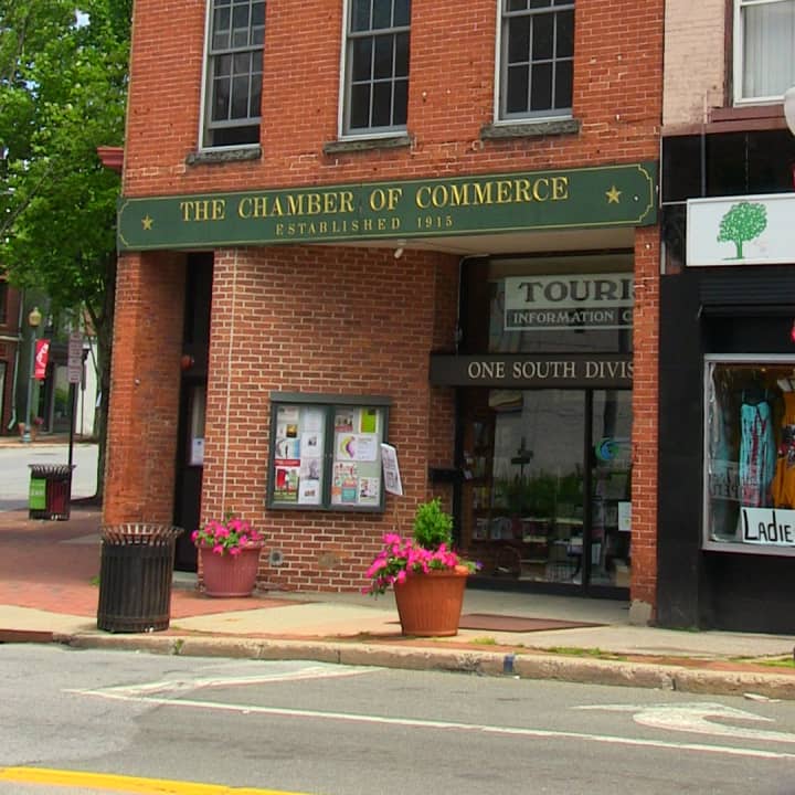 The Hudson Valley Gateway Chamber of Commerce is in Peekskill. 