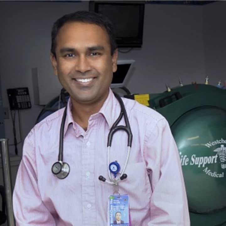 Dr. Kausik Kar, M.D., is the Medical Director of The Hyperbaric Unit at Westchester Medical Center.