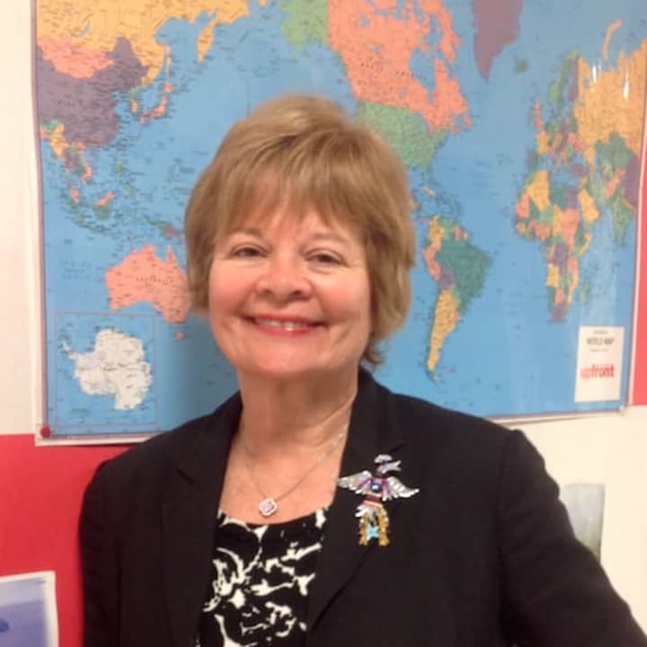 Greenwich High School teacher Alice Jean DiVincenzo recently received the 2015 Connecticut Education Associations Humanitarian Award for Leadership in Recent Immigrant Educational Community Relationships.
