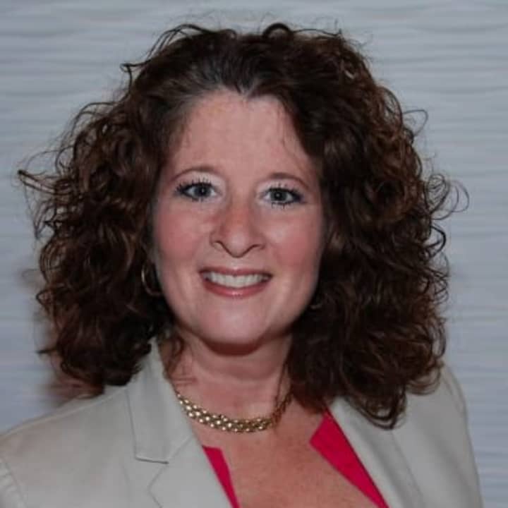 Laura Finamore, 47, a real estate executive who lives in Manhasset, was one of the final victims of the derailment ID&#x27;d.