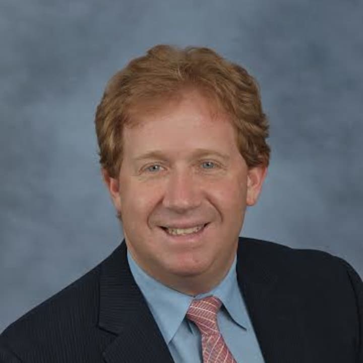 Dr. Mitchell Roslin, director of bariatric surgery at Northern Westchester Hospital. 