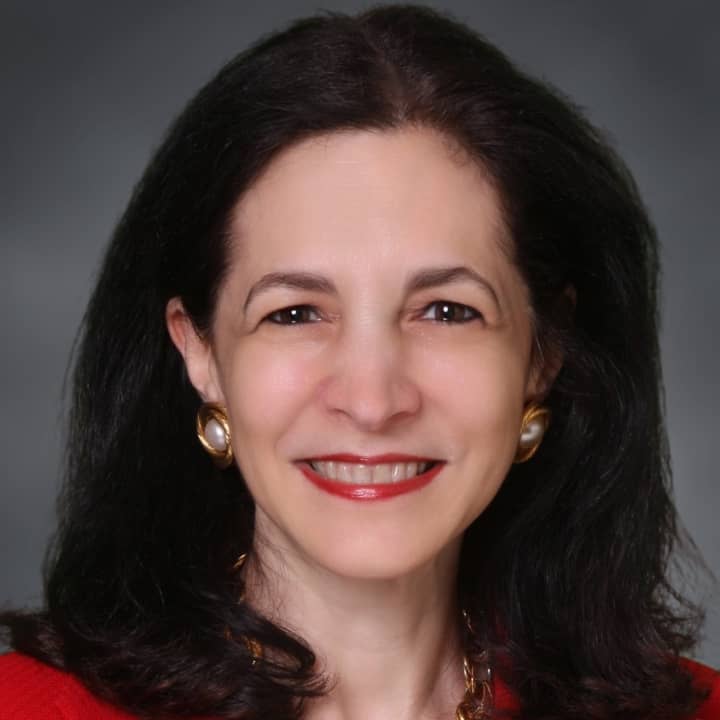 State Rep. Gail Lavielle (R-143) will be co-hosting an in-depth budget analysis with Connecticut Mirror’s expert budget reporter Keith Phaneuf on Wednesday, June 15, from 8-9:30 a.m. in the Brubeck Room at the Wilton Library.