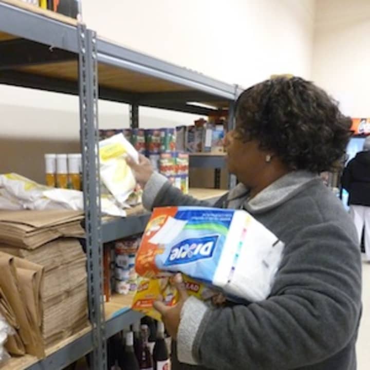 The Alzheimer’s Association Hudson Valley Chapter is working to help boost the food supply at the Food Bank for Westchester during Alzheimer’s &amp; Brain Awareness Month in June.