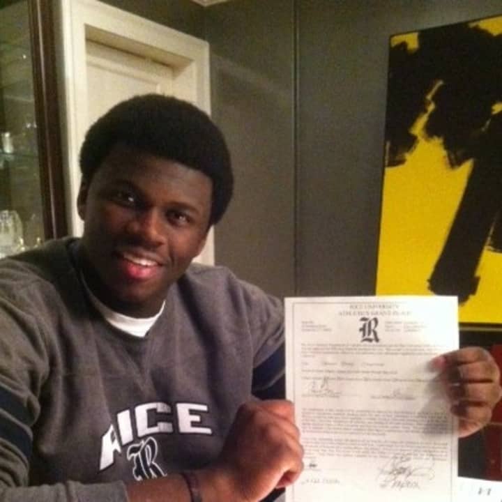 Basketball standout Sean Obi, a resident of Greenwich who plays at Greens Farms Academy in Westport, committed to play the sport at Rice University.