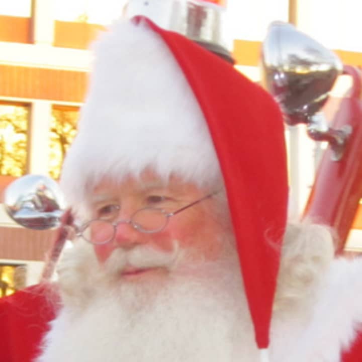 Tarrytown and Sleepy Hollow kids can meet Santa on Saturday at the annual &quot;Breakfast with Santa&quot; event.