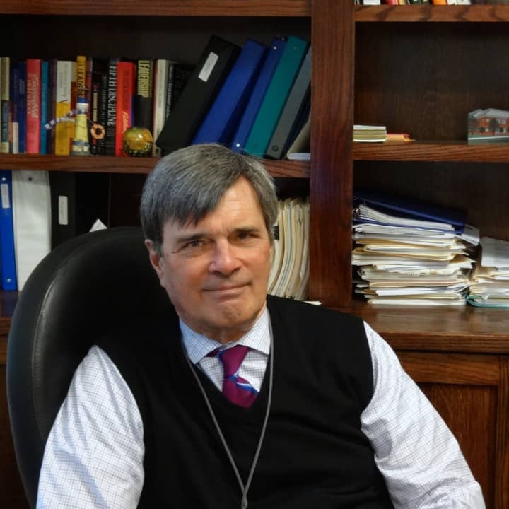 Bronxville Schools Superintendent David Quattrone has offered assistance to the Board of Education in the search for his successor.