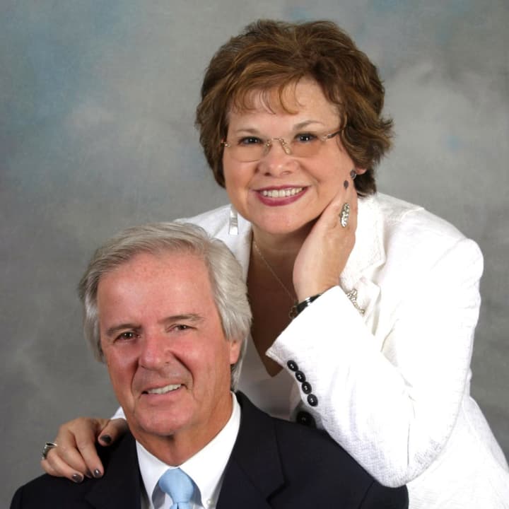 Bob and Diane Arenholz, who work for Better Homes and Gardens Rand Realty, recently won Gold Performance Awards. They work out of the agency&#x27;s office in Yorktown.