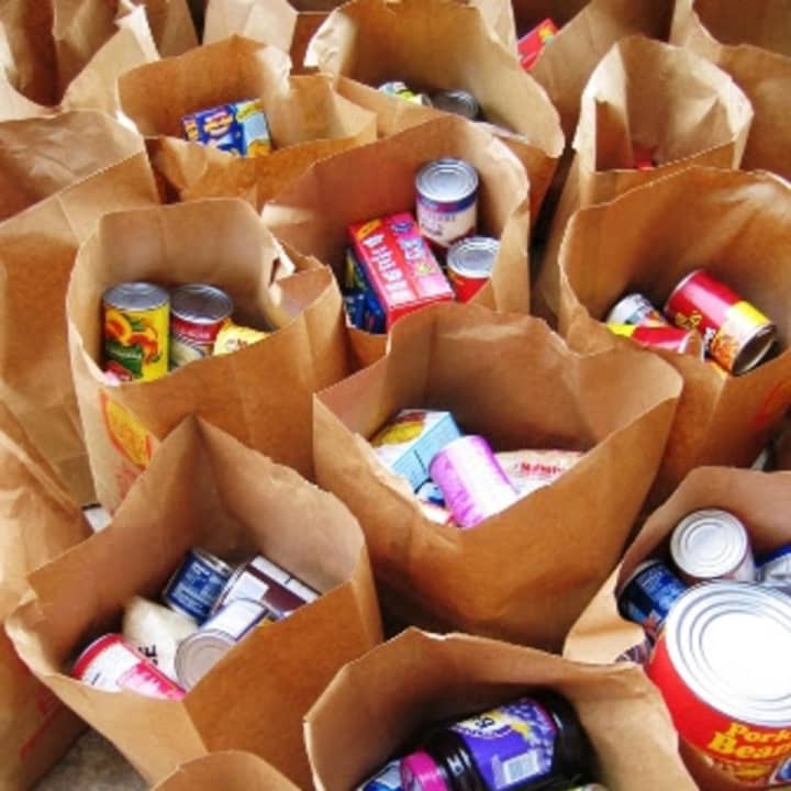 The Rochelle Park Library is collecting food donations in exchange for removal of patrons&#x27; late fees.