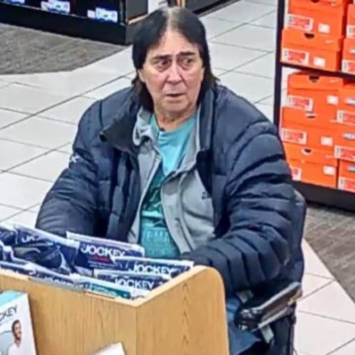 A man allegedly stole from Kohl&#x27;s in Lake Ronkonkoma