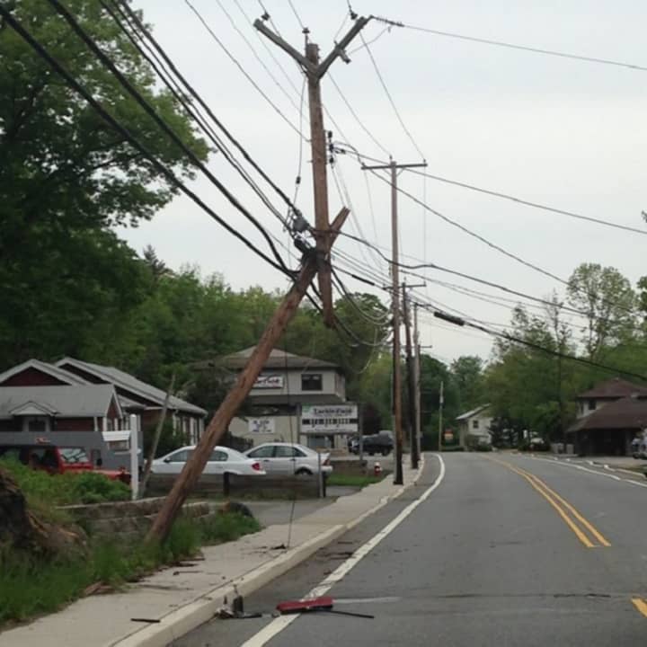 <p>Ringwood Avenue was closed for pole repairs.</p>