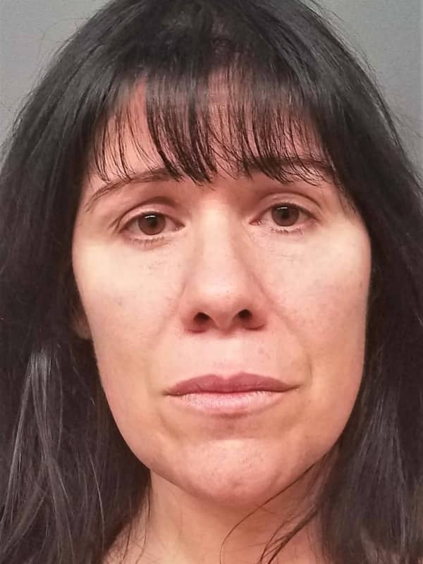 Authorities: Saddle Brook Woman Pressured Sex Assault Victims To Protect BF