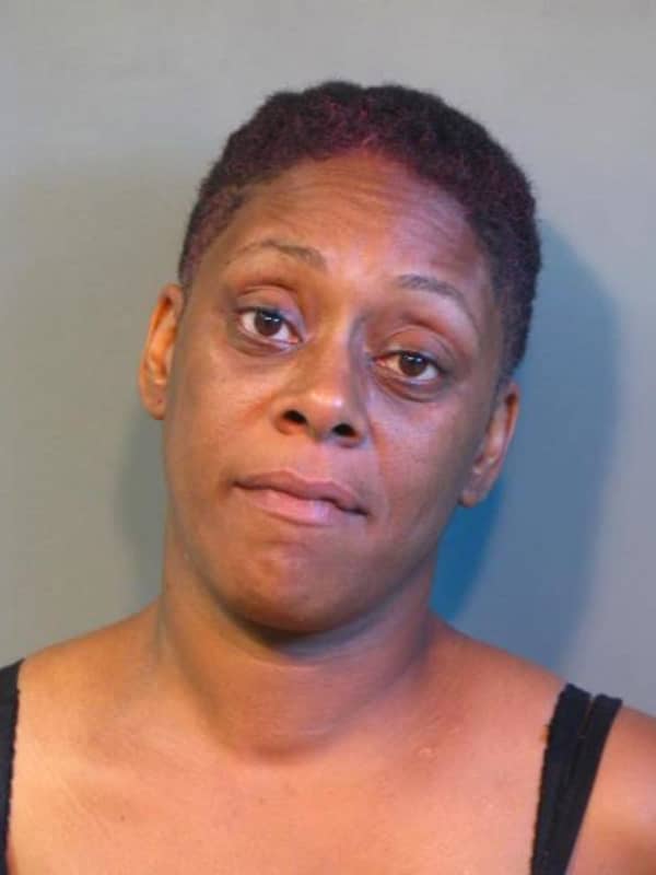 Nassau County Woman Arrested For Threatening Neighbor, Resisting Arrest, Police Say