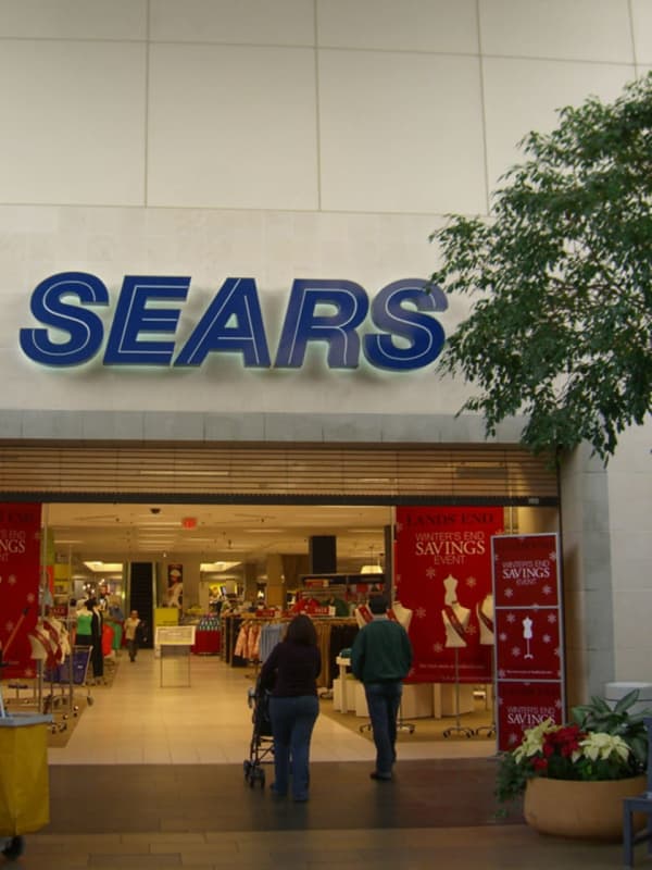 This Is Sears' Last Weekend Ever In Paramus Park Mall