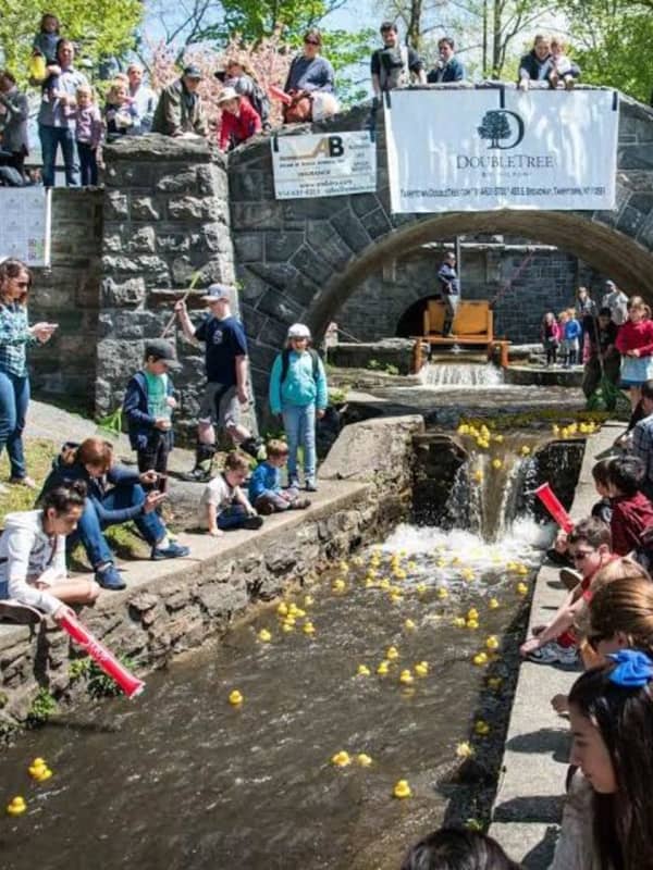 Tarrytown Celebrates 10th Annual Rubber Duck Derby