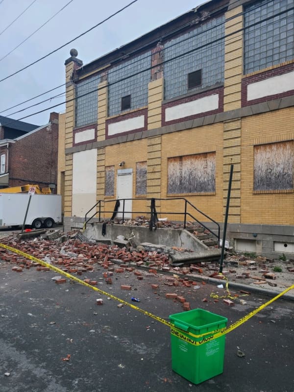 Partial Building Collapse Closes North New Street In Allentown