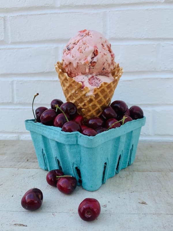 This Popular Farm/Restaurant Serves Up Best Ice Cream In Connecticut, New Report Says