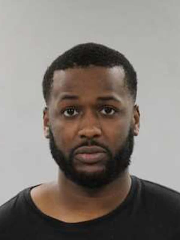 Traffic Violation Leads To Discovery Of Man With Pound Of Pot In Trumbull