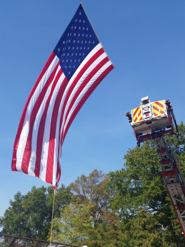 Teaneck, Ridgefield Park Firefighters Salute Last Beam From WTC