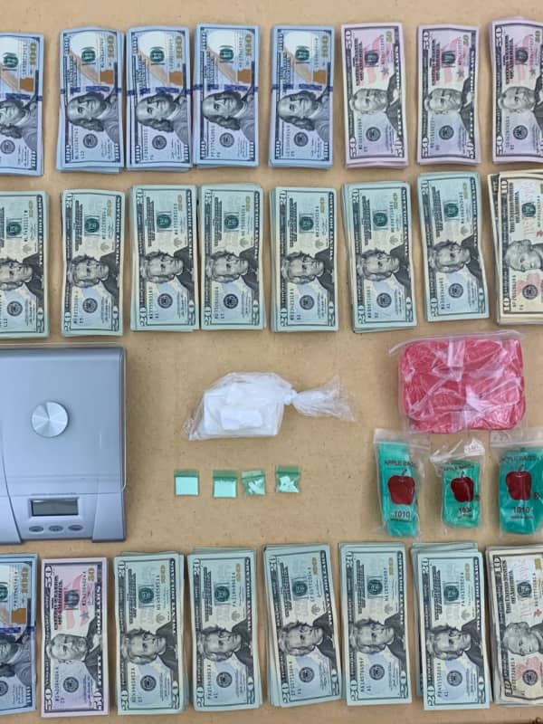 CT Drug Dealer Busted With Cocaine, Large Stash Of Cash, Police Say